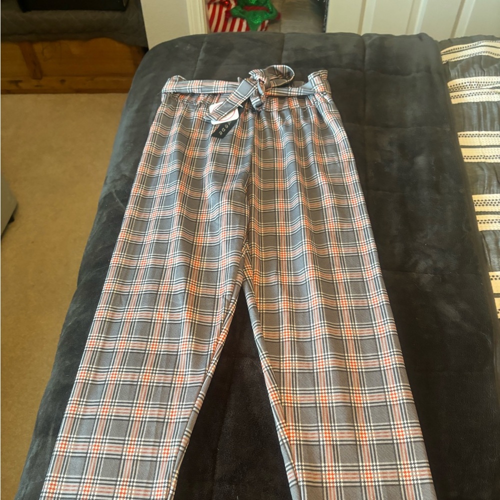 C-Mode brand cute pants !